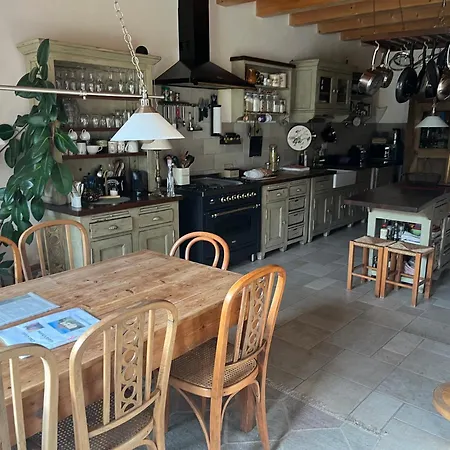 Apartment Dans Ferme Renovee