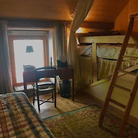 Dans Ferme Renovee Apartment *